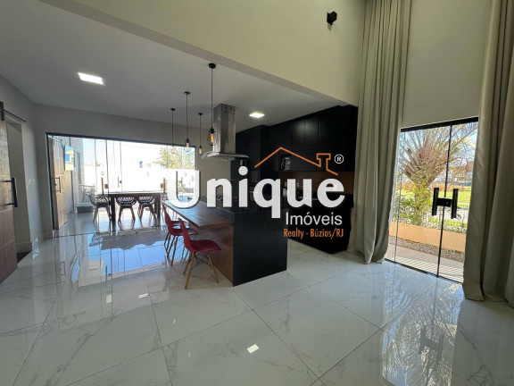 Imagem Casa com 3 Quartos à Venda, 425 m² em Estrada Do Guriri - Cabo Frio Imagem Casa com 3 Quartos à Venda, 425 m² em Estrada Do Guriri - Cabo Frio