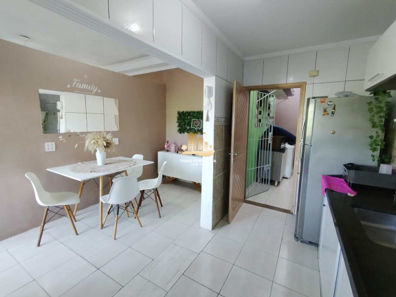 Imagem Casa com 3 Quartos à Venda, 192 m² em Caiçara - Praia Grande Imagem Casa com 3 Quartos à Venda, 192 m² em Caiçara - Praia Grande