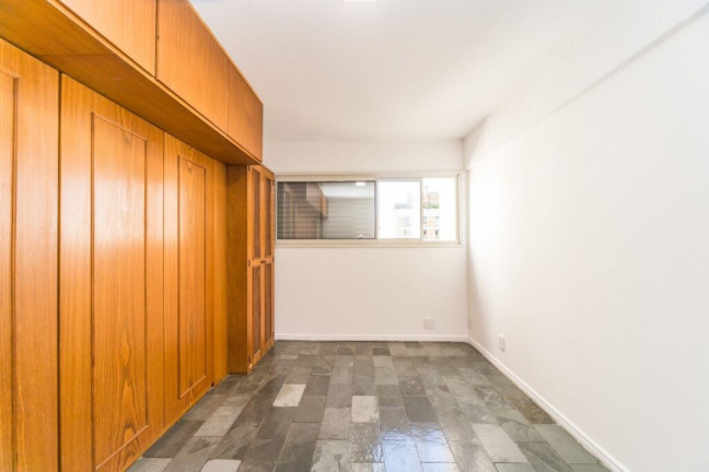 Imagem Imóvel com 3 Quartos à Venda, 121 m² em Itaim Bibi - São Paulo Imagem Imóvel com 3 Quartos à Venda, 121 m² em Itaim Bibi - São Paulo