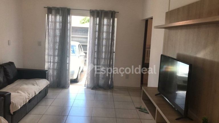 Imagem Casa com 2 Quartos à Venda, 75 m² em Jardim Maria Luiza - Agudos Imagem Casa com 2 Quartos à Venda, 75 m² em Jardim Maria Luiza - Agudos