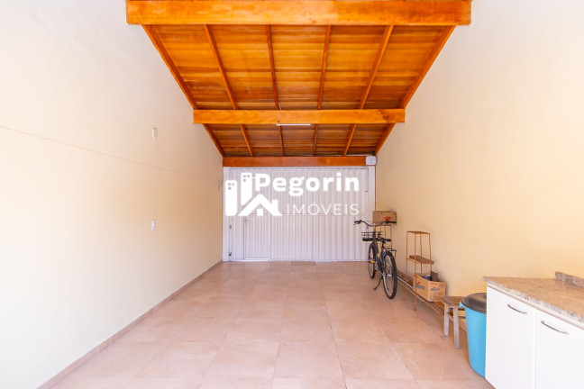 Imagem Casa com 3 Quartos à Venda, 183 m² em Cajuru - Curitiba