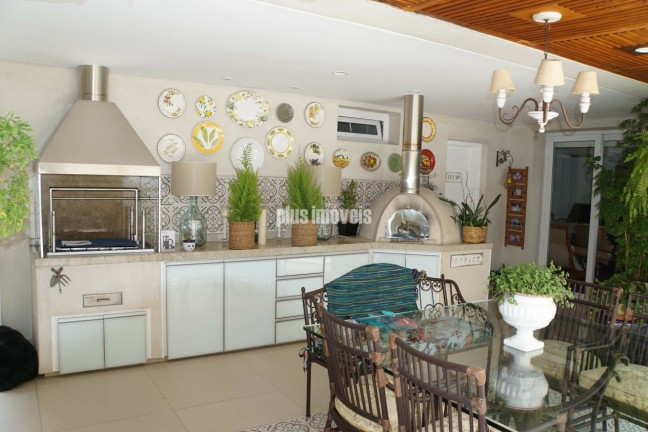 Imagem Casa com 3 Quartos à Venda, 650 m² em Morumbi - São Paulo Imagem Casa com 3 Quartos à Venda, 650 m² em Morumbi - São Paulo