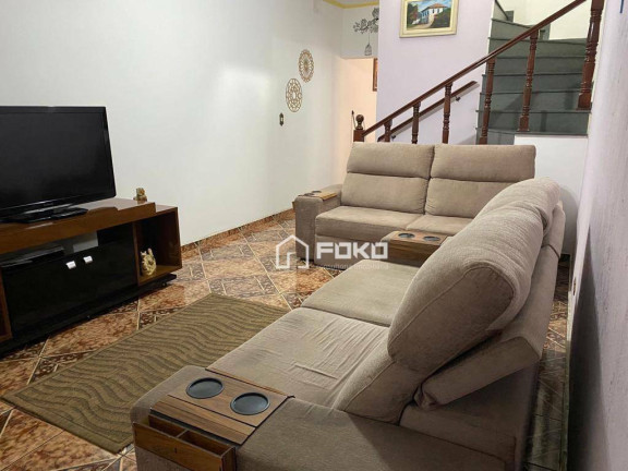 Sobrado com 3 Quartos para Alugar, 306 m² em Parque Renato Maia - Guarulhos