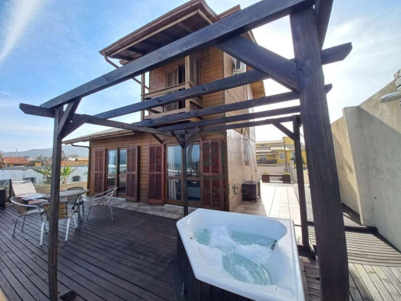 Imagem Casa com 2 Quartos à Venda, 90 m² em Campeche - Florianópolis Imagem Casa com 2 Quartos à Venda, 90 m² em Campeche - Florianópolis