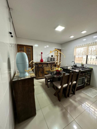 Imagem Casa com 3 Quartos à Venda, em Guilhermina - Praia Grande Imagem Casa com 3 Quartos à Venda, em Guilhermina - Praia Grande