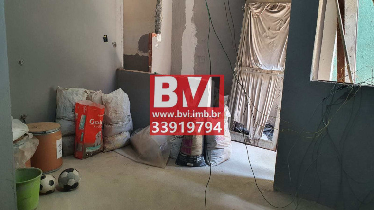 Imagem Casa com 2 Quartos à Venda, 399 m² em Vila Da Penha - Rio De Janeiro