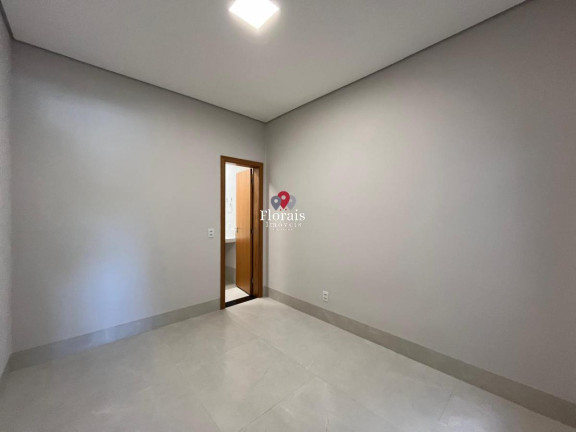 Imagem Casa com 3 Quartos à Venda, 225 m² em Santa Cruz - Cuiabá Imagem Casa com 3 Quartos à Venda, 225 m² em Santa Cruz - Cuiabá