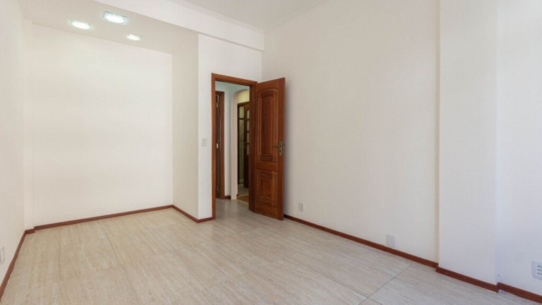 Imagem Apartamento com 3 Quartos à Venda, 13.700 m² em Copacabana - Rio De Janeiro