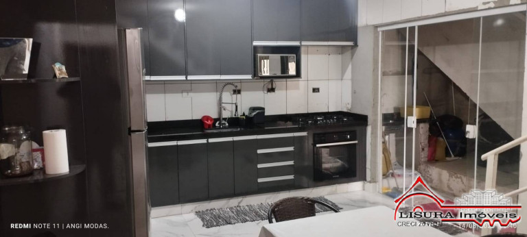 Imagem Casa com 4 Quartos à Venda, 210 m² em Jardim Colônia - Jacareí