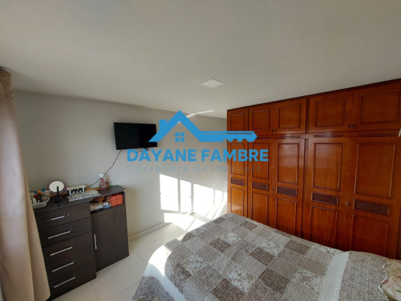 Imagem Apartamento com 3 Quartos à Venda, 180 m²