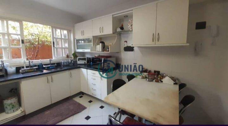 Imagem Casa com 5 Quartos à Venda, 270 m² em Itaipu - Niterói Imagem Casa com 5 Quartos à Venda, 270 m² em Itaipu - Niterói