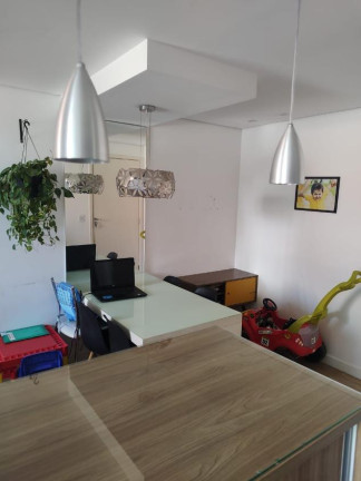 Imagem Imóvel com 2 Quartos à Venda, 47 m² Imagem Imóvel com 2 Quartos à Venda, 47 m²