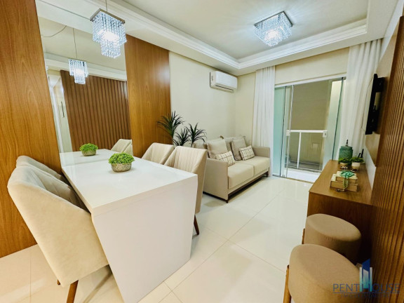 Imagem Apartamento com 2 Quartos à Venda, 65 m² em Centro - Balneário Camboriú