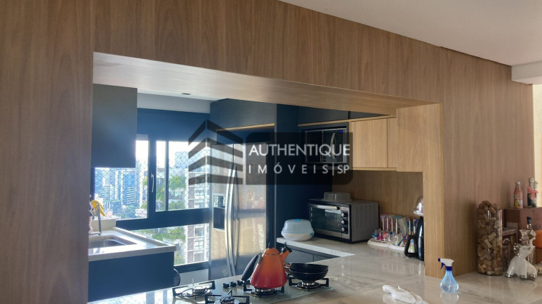 Imagem Cobertura com 3 Quartos à Venda, 215 m² em Vila Olímpia - São Paulo