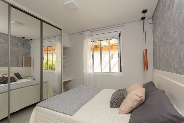Imagem Imóvel com 2 Quartos à Venda, em Olaria - Canoas Imagem Imóvel com 2 Quartos à Venda, em Olaria - Canoas