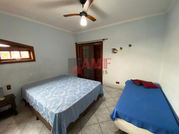Imagem Sobrado com 7 Quartos à Venda, 438 m² em Grandesp - Itanhaém