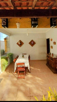 Imagem Casa com 4 Quartos à Venda, 169 m² em Ponte Dos Leites - Araruama Imagem Casa com 4 Quartos à Venda, 169 m² em Ponte Dos Leites - Araruama