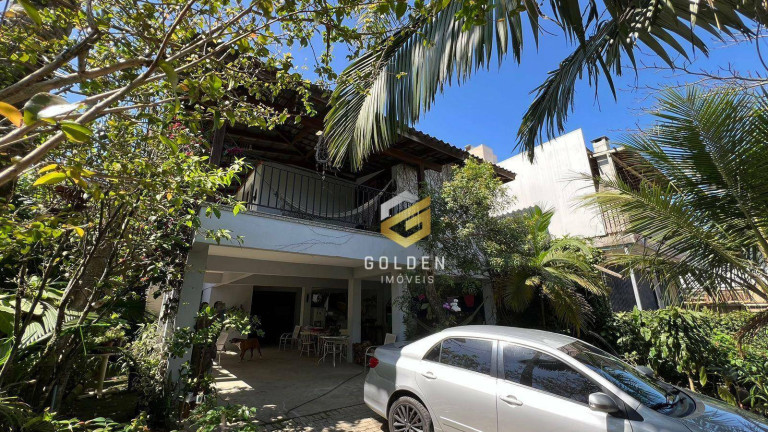 Casa com 3 Quartos à Venda, 130 m² em Vila Nova - Porto Belo