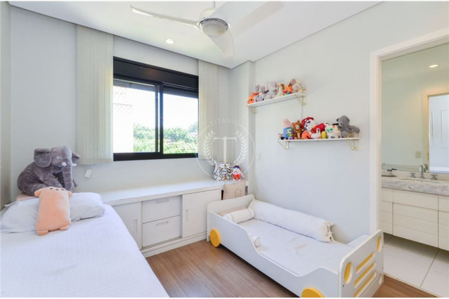 Imagem Apartamento com 3 Quartos à Venda, 159 m² em Real Parque - São Paulo Imagem Apartamento com 3 Quartos à Venda, 159 m² em Real Parque - São Paulo