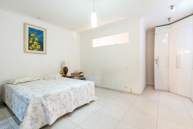 Imagem Casa com 4 Quartos à Venda, 230 m² em Jardim Santa Terezinha - Taboão Da Serra Imagem Casa com 4 Quartos à Venda, 230 m² em Jardim Santa Terezinha - Taboão Da Serra