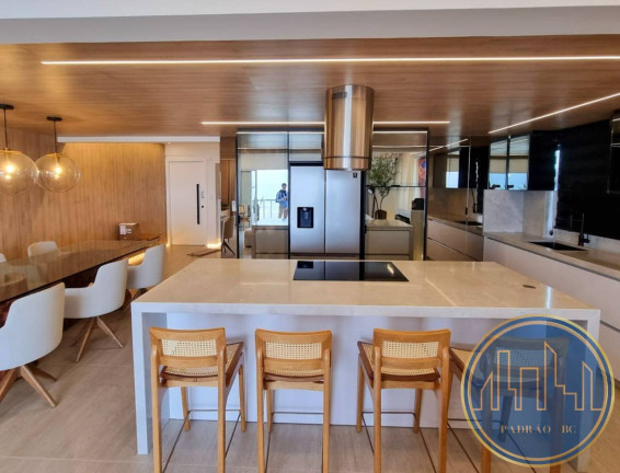 Imagem Apartamento com 4 Quartos para Temporada,  em Centro - Balneário Camboriú