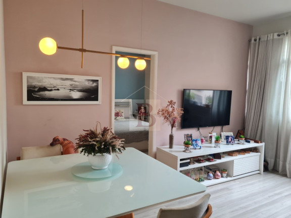 Imagem Imóvel com 1 Quarto à Venda, 55 m² em Icaraí - Niterói Imagem Imóvel com 1 Quarto à Venda, 55 m² em Icaraí - Niterói