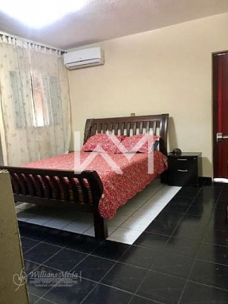 Imagem Sobrado com 3 Quartos à Venda, 295 m² em Jardim Iporanga - Guarulhos Imagem Sobrado com 3 Quartos à Venda, 295 m² em Jardim Iporanga - Guarulhos