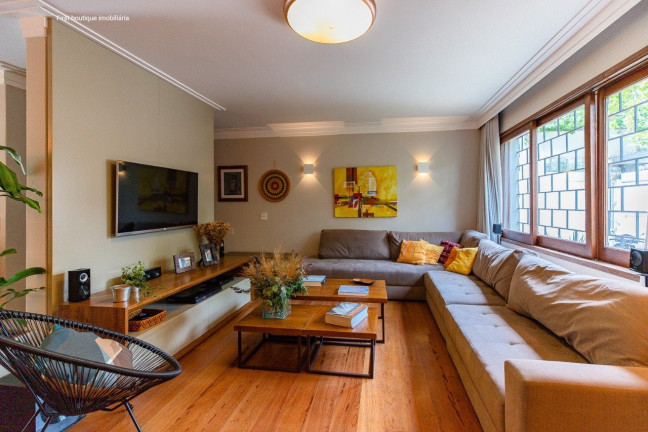 Imagem Casa com 3 Quartos à Venda, 304 m² em Moema Pássaros - São Paulo Imagem Casa com 3 Quartos à Venda, 304 m² em Moema Pássaros - São Paulo