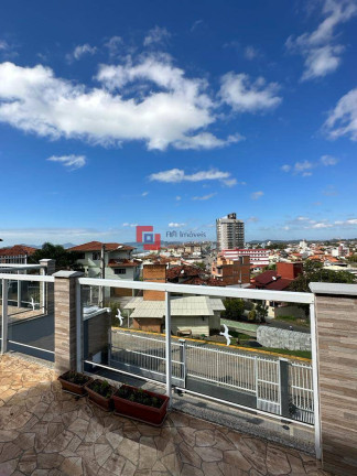 Imagem Casa com 4 Quartos à Venda, 450 m² em Barra Velha Imagem Casa com 4 Quartos à Venda, 450 m² em Barra Velha