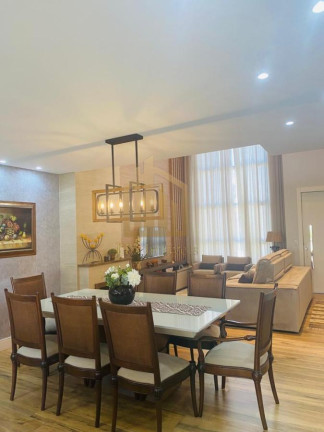 Imagem Casa com 3 Quartos à Venda, 243 m² em Santa Felicidade - Curitiba