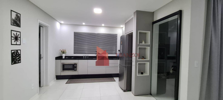 Imagem Casa com 4 Quartos à Venda, 195 m² em Centro - Itajaí Imagem Casa com 4 Quartos à Venda, 195 m² em Centro - Itajaí