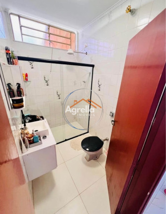 Imagem Casa com 3 Quartos à Venda, 220 m² em Jardim Cristina - Mogi Guaçu Imagem Casa com 3 Quartos à Venda, 220 m² em Jardim Cristina - Mogi Guaçu