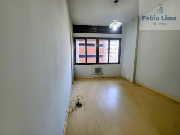 Sala Comercial à Venda, 25 m² em Centro - Rio De Janeiro