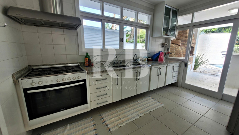 Imagem Imóvel com 6 Quartos à Venda, em Riviera - Bertioga Imagem Imóvel com 6 Quartos à Venda, em Riviera - Bertioga
