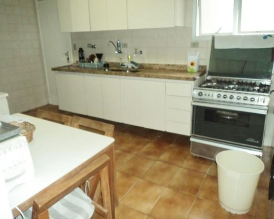 Imagem Apartamento com 3 Quartos à Venda, 165 m² em Pitangueiras - Guarujá Imagem Apartamento com 3 Quartos à Venda, 165 m² em Pitangueiras - Guarujá