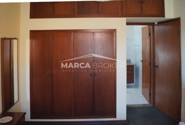 Imagem Casa à Venda, 292 m² em Centro - Conchas Imagem Casa à Venda, 292 m² em Centro - Conchas