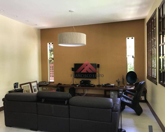 Imagem Casa com 3 Quartos à Venda, 417 m² em Itaipu - Niterói