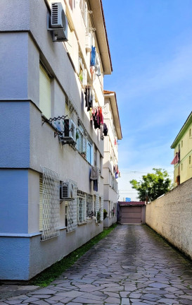 Imagem Imóvel com 2 Quartos à Venda, 55 m² em Cristal - Porto Alegre Imagem Imóvel com 2 Quartos à Venda, 55 m² em Cristal - Porto Alegre