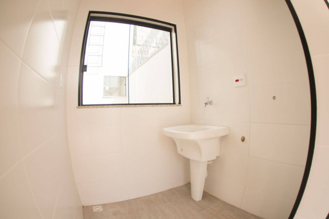 Imagem Sobrado com 3 Quartos à Venda, em Jardim Oásis - Taubaté Imagem Sobrado com 3 Quartos à Venda, em Jardim Oásis - Taubaté