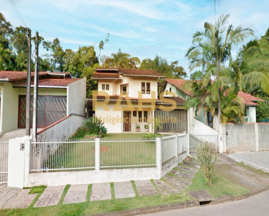 Imagem Casa com 3 Quartos à Venda, 221 m² em Costa E Silva - Joinville Imagem Casa com 3 Quartos à Venda, 221 m² em Costa E Silva - Joinville
