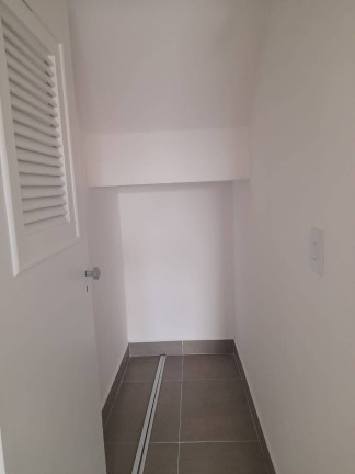 Imagem Sobrado com 3 Quartos à Venda, 225 m² em Alvinópolis - Atibaia