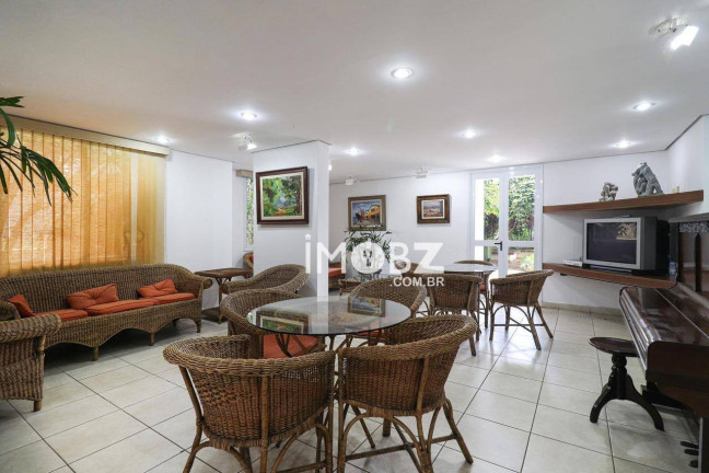 Imagem Imóvel com 3 Quartos à Venda, 252 m² em Jardim Leonor - São Paulo Imagem Imóvel com 3 Quartos à Venda, 252 m² em Jardim Leonor - São Paulo