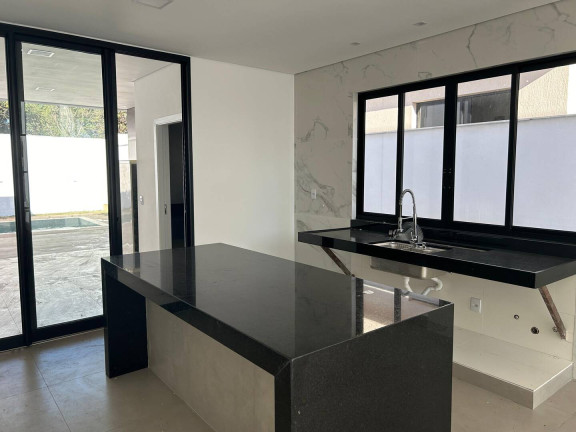 Imagem Casa com 3 Quartos à Venda, 380 m² em Condominio Portal Do Igarapé - Igarapé Imagem Casa com 3 Quartos à Venda, 380 m² em Condominio Portal Do Igarapé - Igarapé