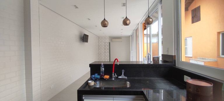 Imagem Casa com 3 Quartos à Venda, 300 m² em Florida - Peruíbe Imagem Casa com 3 Quartos à Venda, 300 m² em Florida - Peruíbe