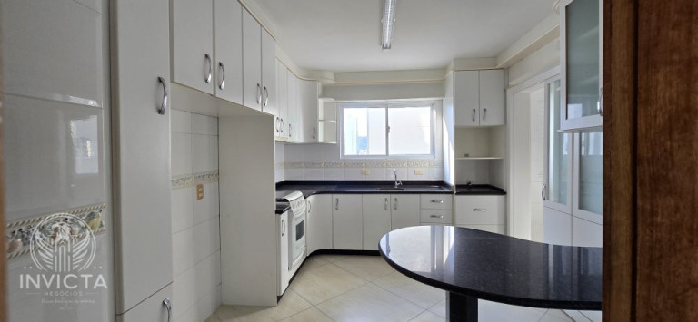 Imagem Apartamento com 3 Quartos à Venda, 115 m² em Centro - Balneário Camboriú Imagem Apartamento com 3 Quartos à Venda, 115 m² em Centro - Balneário Camboriú