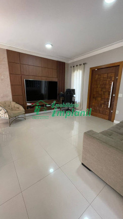 Casa com 3 Quartos à Venda, 580 m² em Chácaras Aracary - Várzea Paulista