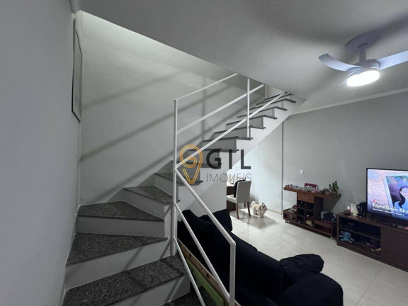 Sobrado com 2 Quartos à Venda, 85 m² em Jardim Emília - Jacareí