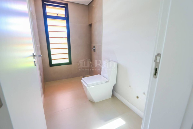 Imagem Casa de Condomínio com 3 Quartos à Venda, 424 m² em Santa Regina - Camboriú