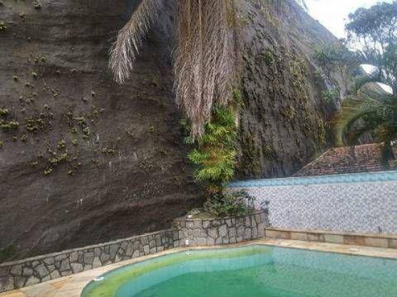 Imagem Casa com 3 Quartos à Venda, 370 m² em Itacoatiara - Niterói Imagem Casa com 3 Quartos à Venda, 370 m² em Itacoatiara - Niterói