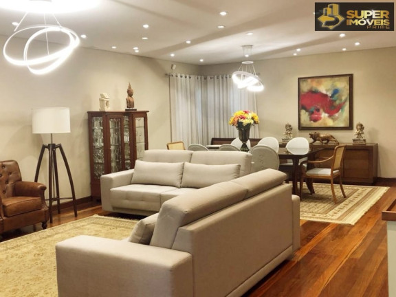 Imagem Casa com 4 Quartos à Venda, 864 m² em Centro - Pelotas